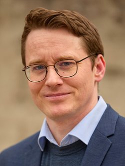 Simon Korbella