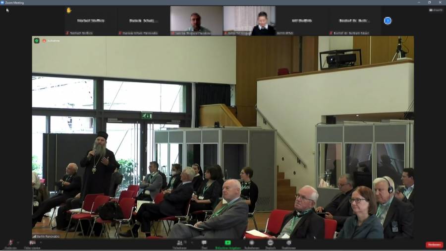 Erkenntnisse und Highlights aus den Barcamp-Gesprächskreisen wurden in Präsenz und online vorgestellt, hier: Bischof Andrej Ćilerdžić, Serbisch-Orthodoxe Eparchie Österreich-Schweiz.<br><small class="stackrow__imagesource">Quelle: (Bildschirmfoto) </small>