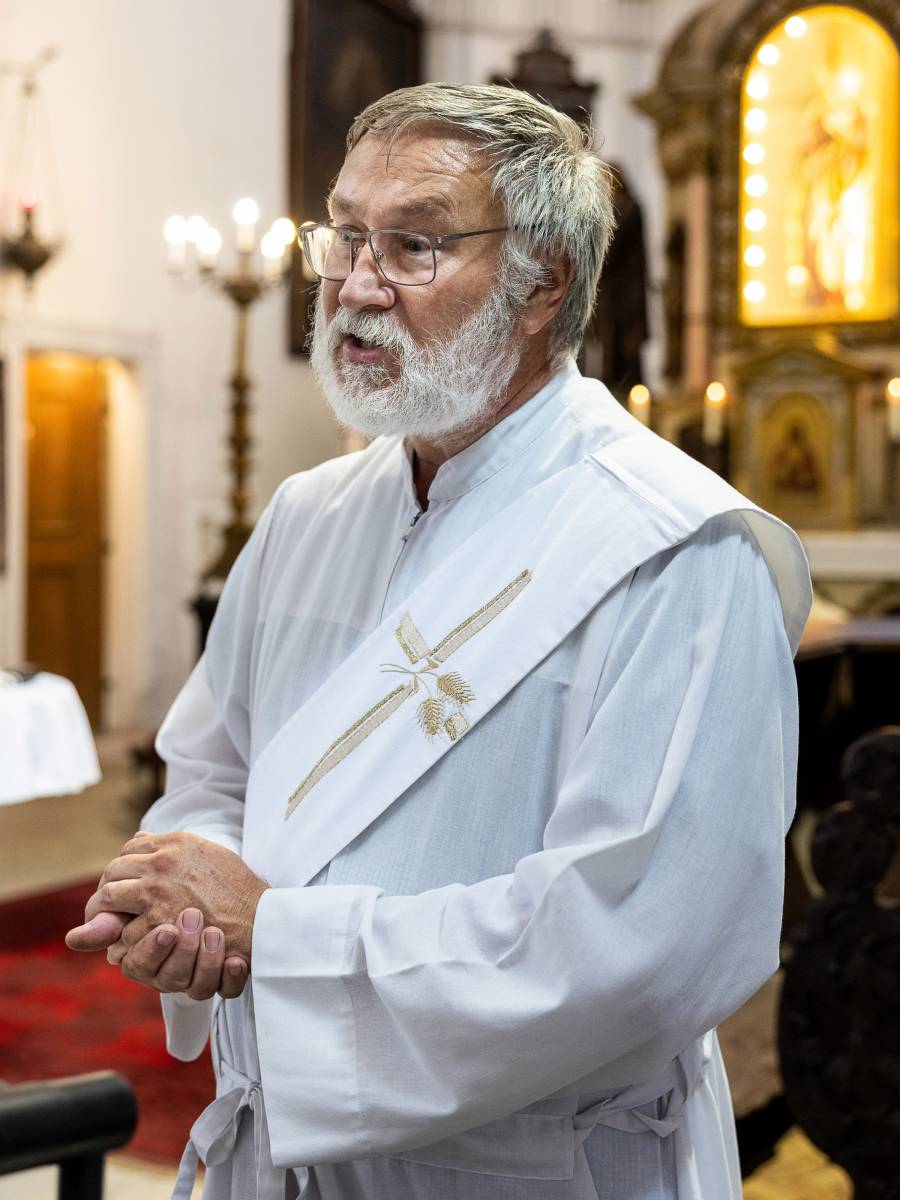 Diakon Jiři Breu im Gottesdienst