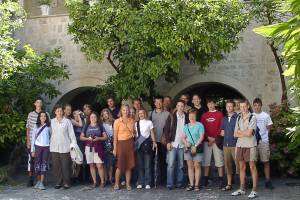 Gruppenbild mit Jugendlichen aus Ladbergen und Klezna (Montenegro) während eines Ausflugs nach Kotor