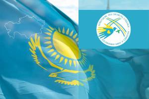 Collage Fahne Kasachstan und Logo Papstreise