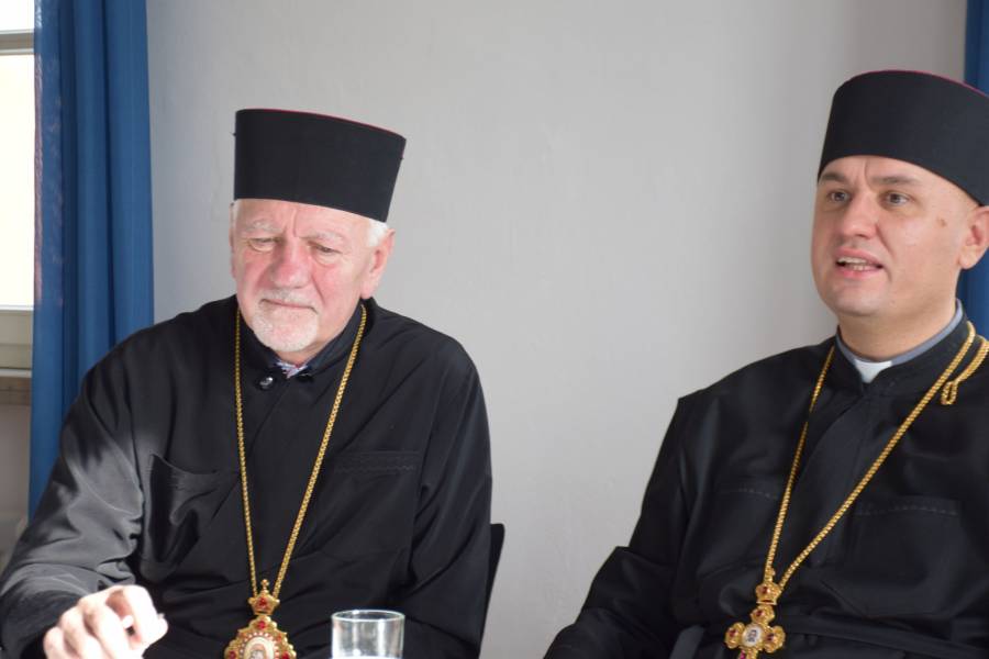 Erzbischof Volodymyr Vityshyn (links) und Bischofsvikar Michael Klapkiv<br><small class="stackrow__imagesource">Quelle: Thomas Schumann, Renovabis </small>
