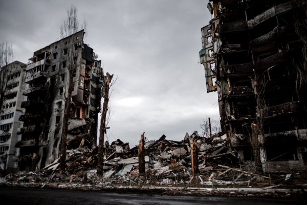 Durch Bomben zerstörtes Wohnhaus in Borodjanka, im Gebiet von Kyjiw