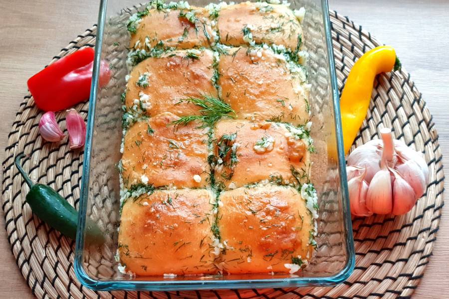 Pampushky (Knoblauchbrötchen) aus der Ukraine<br><small class="stackrow__imagesource">Quelle: Liliya Doroshchuk </small>