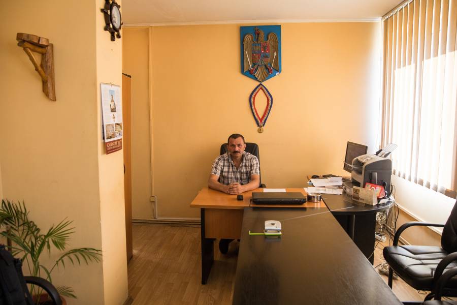 Bürgermeister Petru Ciocan in seinem Büro