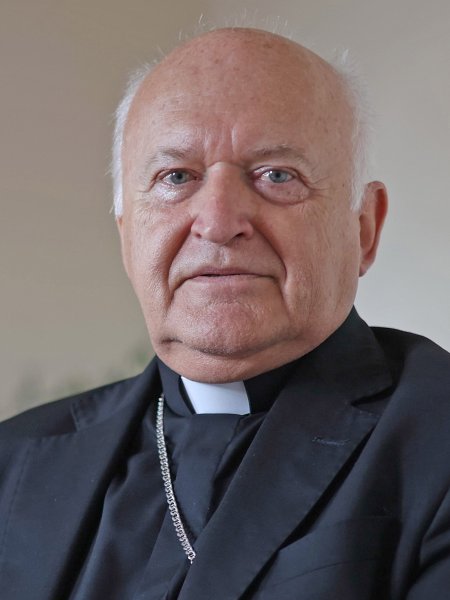Porträt-Foto von Ladislav Kardinal Német SVD, Erzbischof von Belgrad
