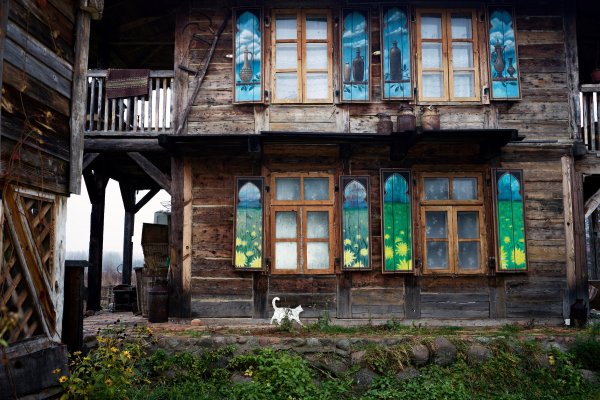 Eines der tatarischen Gasthäuser für die Touristen, die im Sommer zahlreich nach Kruszyniany kommen.