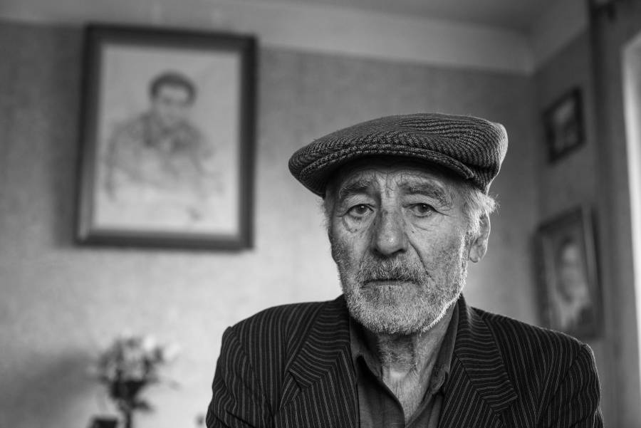 sw-Portrait eines alten Mannes in Armenien
