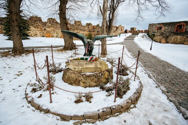 Statue zur Staatsgründung Ungarns.