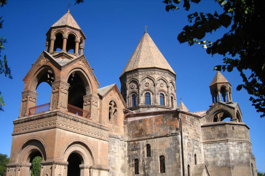 Die Kathedrale von Etschmiadsin