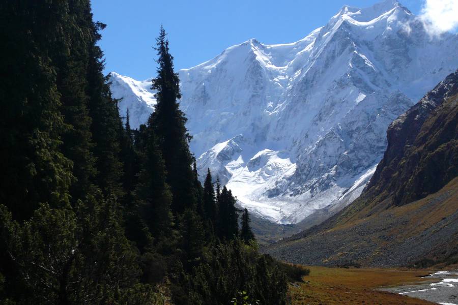 Ein Berg im Tian Shan Gebirge