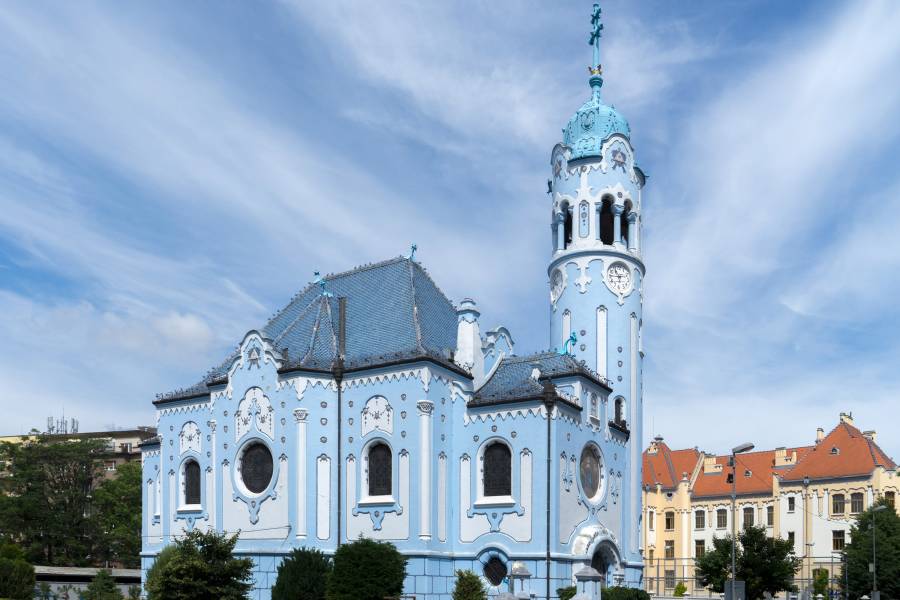 Die blaue Kirche St. Elisabeth in Bratislava